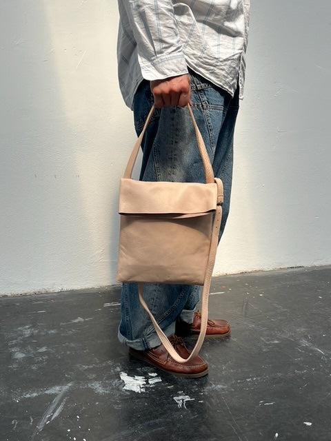 AB 131 Messenger Bag Blue