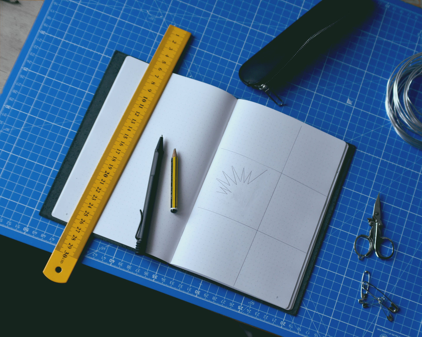 PX 1 Notebook Black