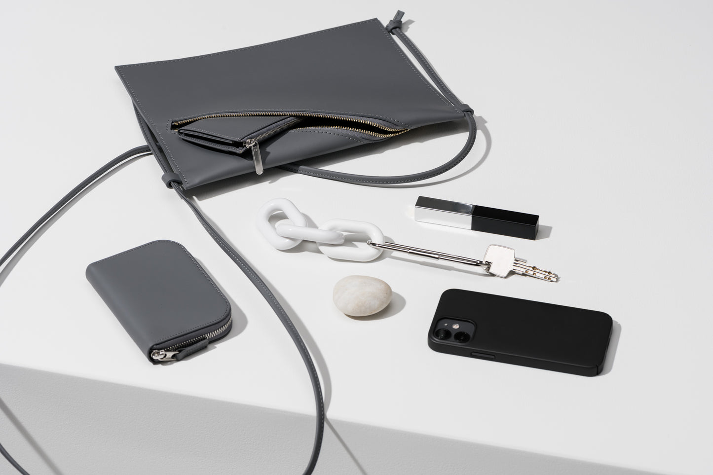 AB 112 Crossbody Bag Asphalt