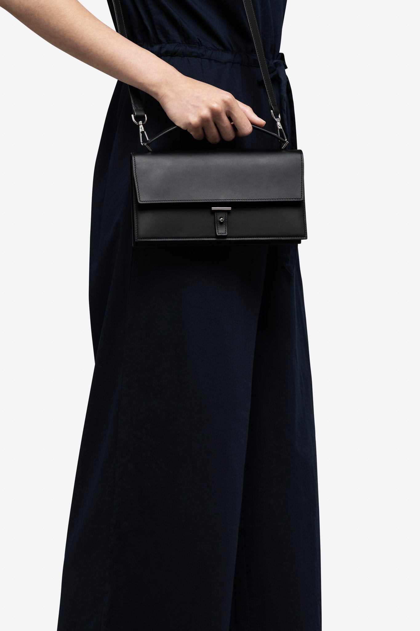 AB 94 Black