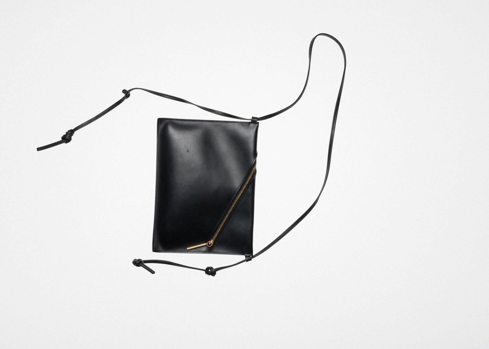 Modern leather sacoche in black 0110 – PB0110 - PB