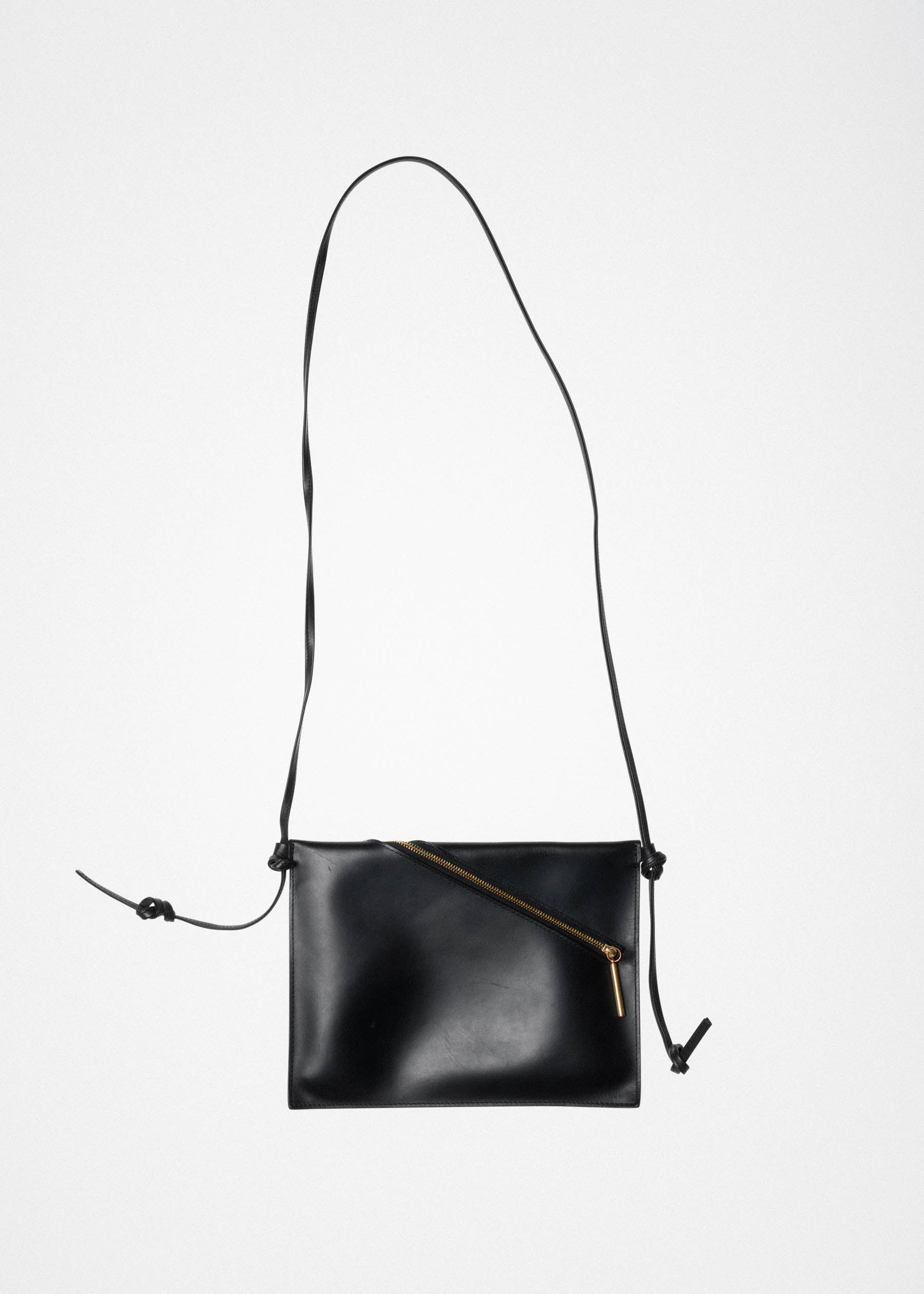 Modern leather sacoche – 0110 in black - PB0110 PB