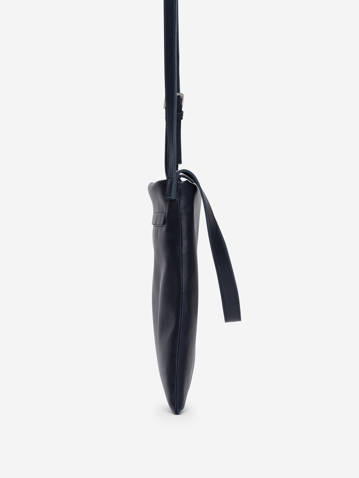 AB 131 Messenger Bag Blue