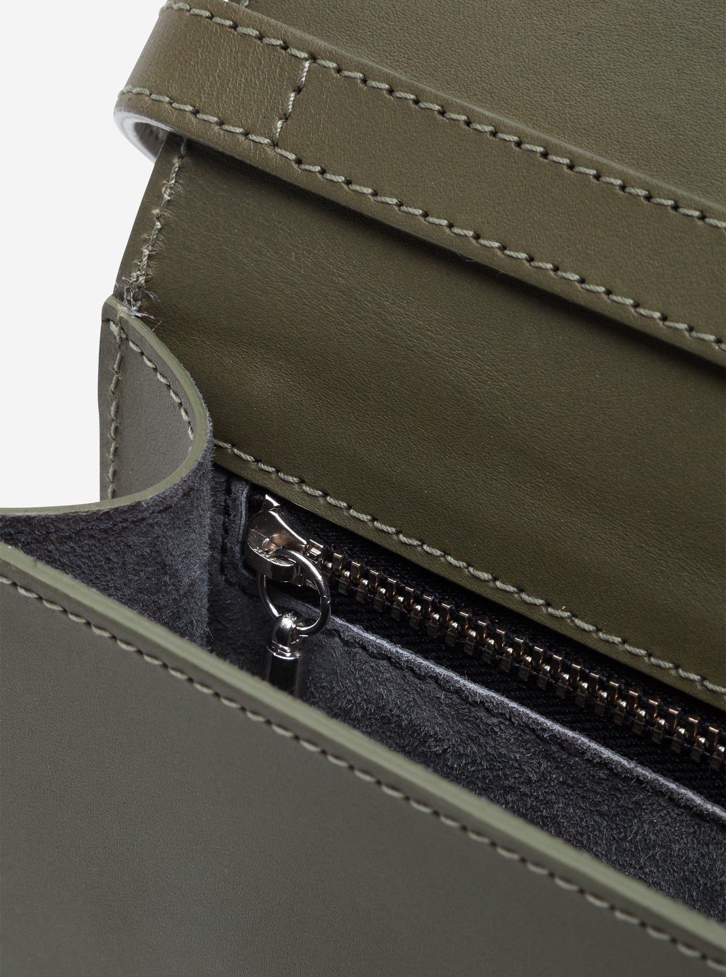 AB 10 Shoulder Bag Dark Olive