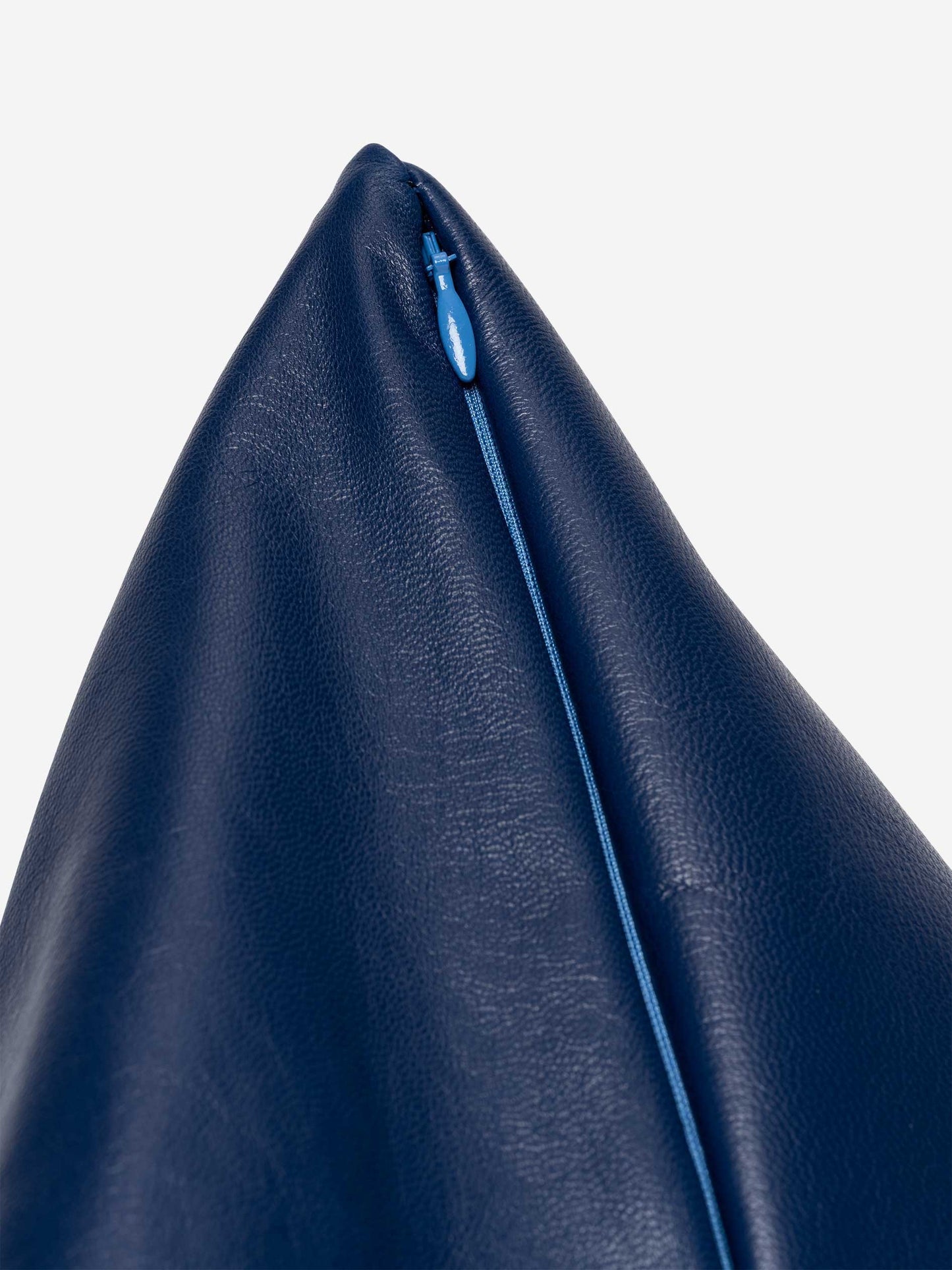 AB 122 Pouch Regatta