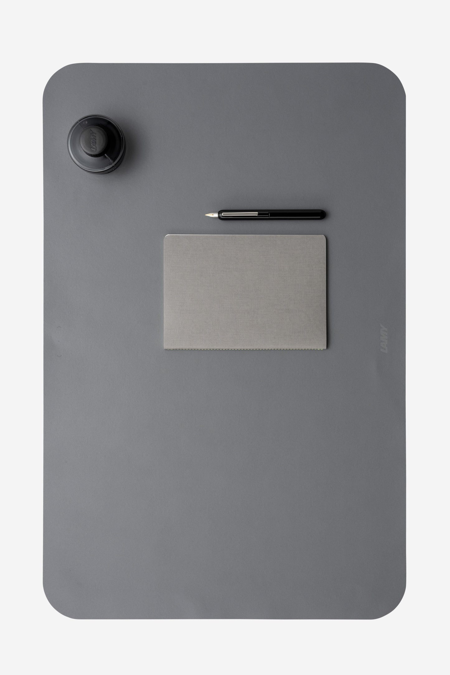 PB 0110 x LAMY LP 1.11 Desk Mat Asphalt